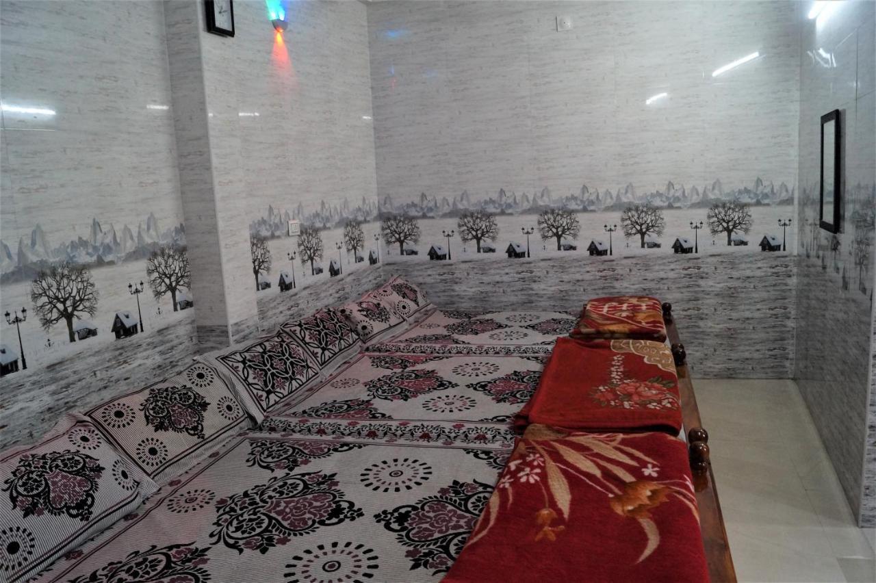 Wins Rooms Vālpārai Bagian luar foto